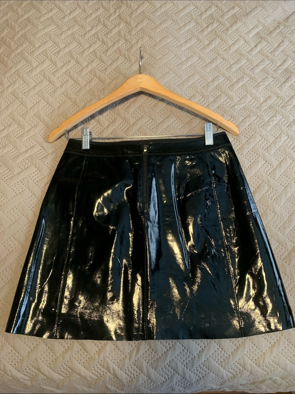 $ 450 Elie Tahari Black Patent crinkled leather trapeze Mini Skirt